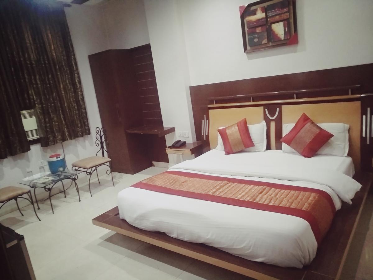 Adb Rooms Hotel Indo Continental Нью-Дели Экстерьер фото