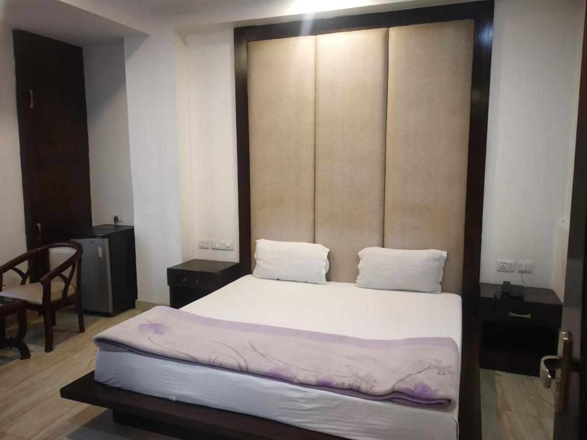Adb Rooms Hotel Indo Continental Нью-Дели Экстерьер фото