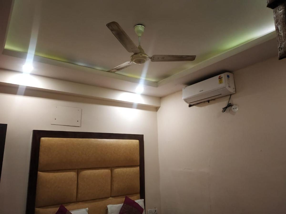 Adb Rooms Hotel Indo Continental Нью-Дели Экстерьер фото